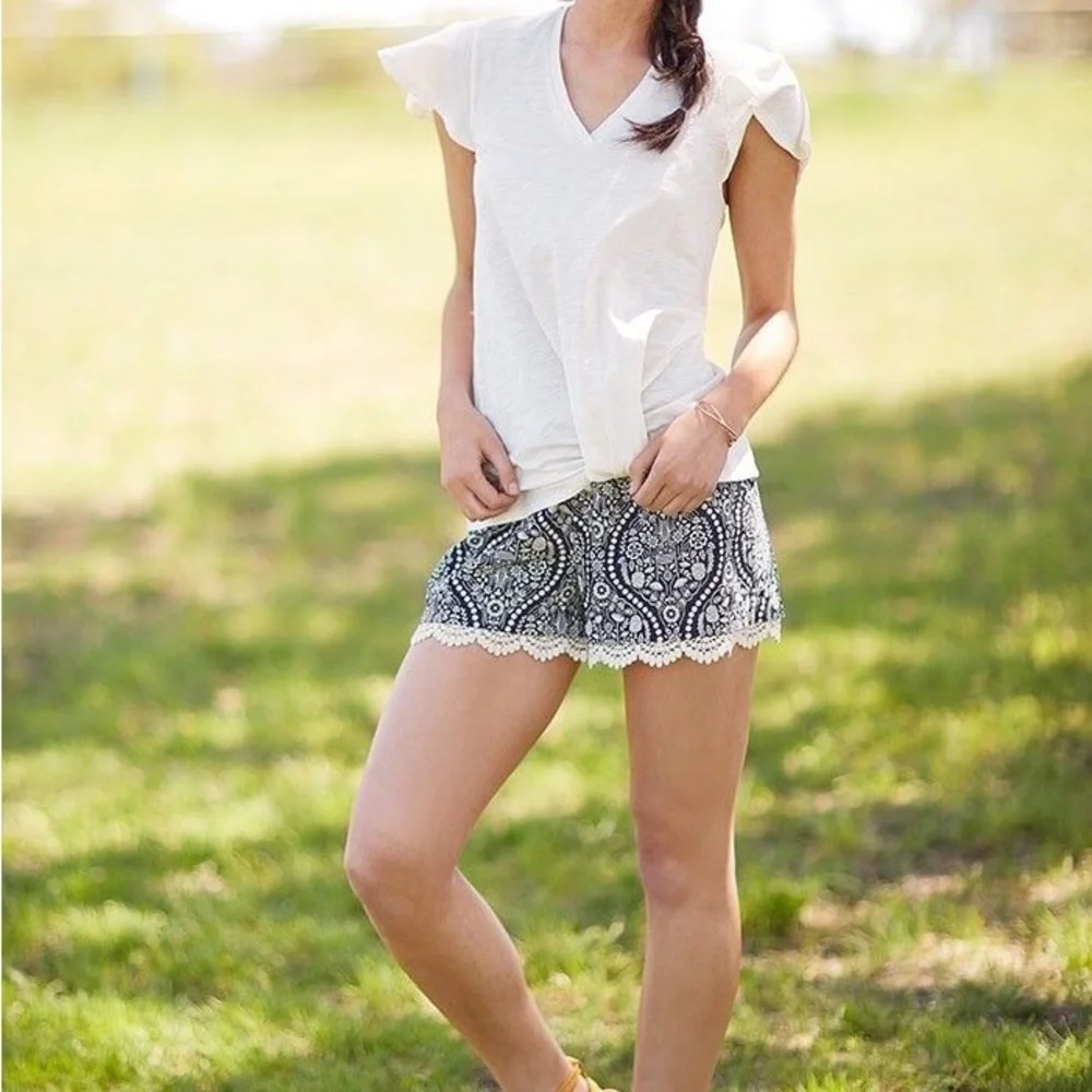 Matilda Jane x Joanna Gaines Hello Darlin’ Pull On Casual Shorts